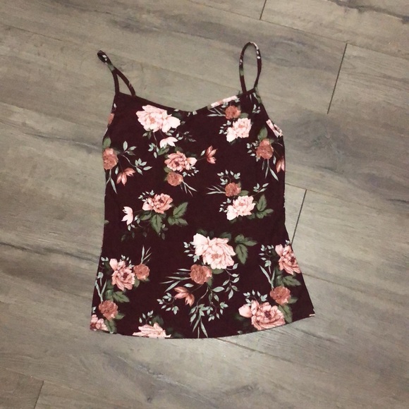 Ardene Tank Tops, originally $10 per tank asking $5 per tank - Picture 5 of 9